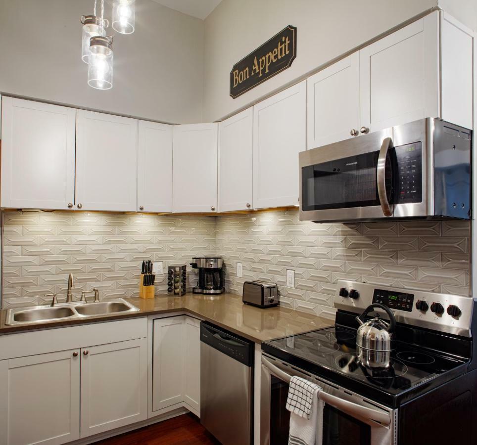 Newly Renovated Historic Savannah Townhome! מראה חיצוני תמונה