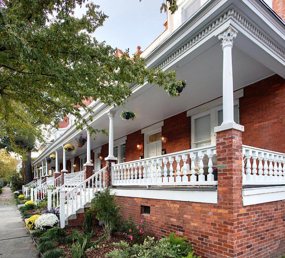 Newly Renovated Historic Savannah Townhome! מראה חיצוני תמונה