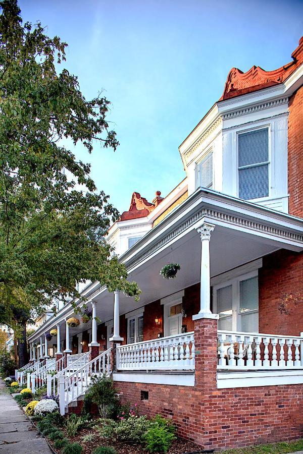 Newly Renovated Historic Savannah Townhome! מראה חיצוני תמונה